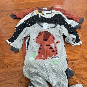 Set of four baby sleepers